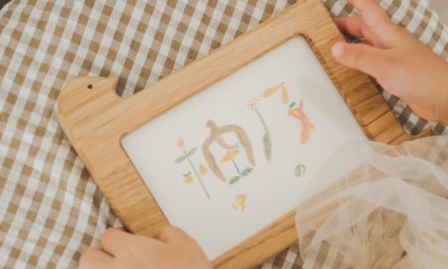 【実店舗】2025.12月～作家コトバトエさんの取り扱いについて＊